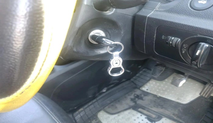 2011 Ford Figo TITANIUM 1.4 DIESEL, Diesel, Manual, 2,43,556 km, interior