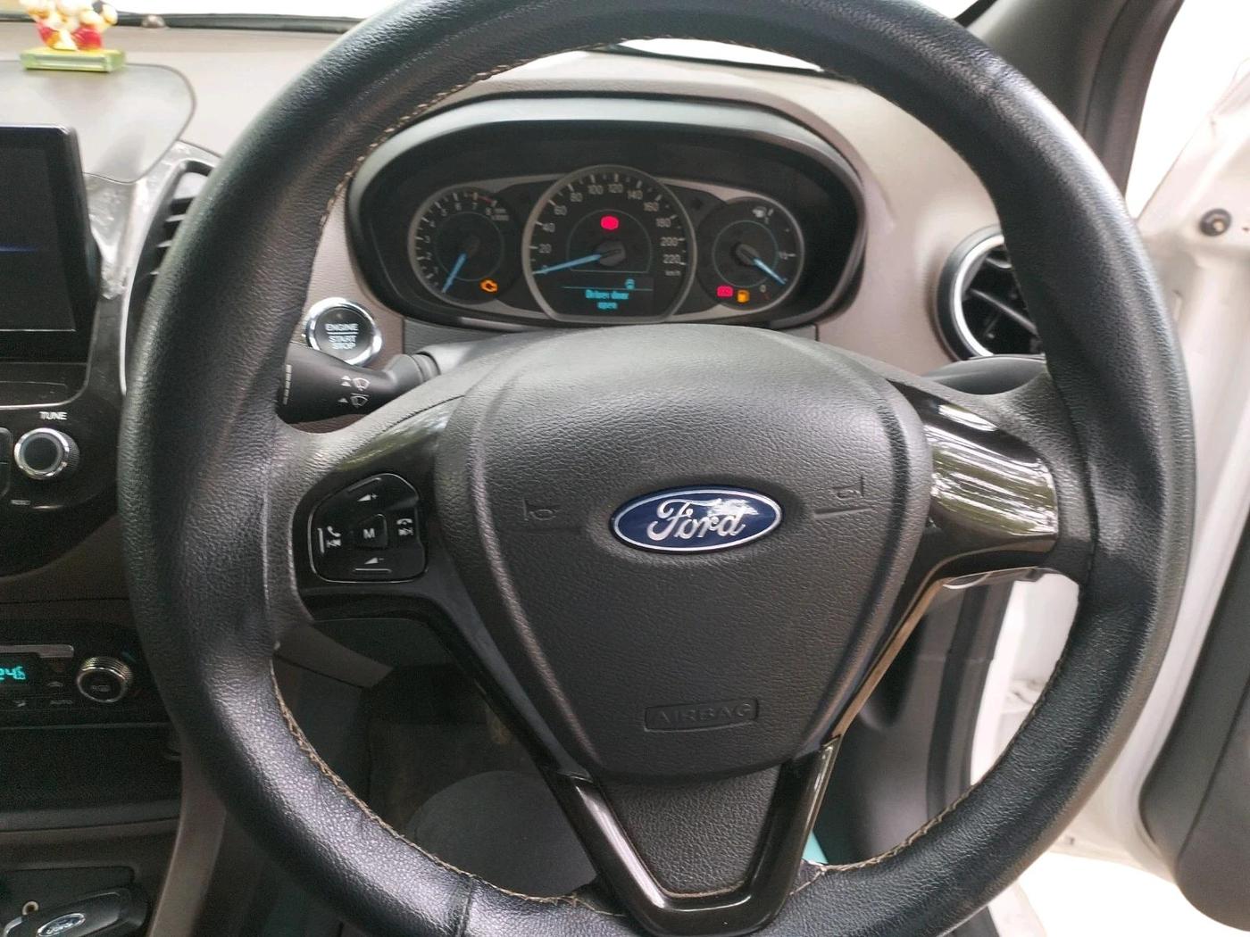 2018 Ford FREESTYLE TITANIUM 1.2 PETROL, Petrol, Manual, 87,334 km, interior