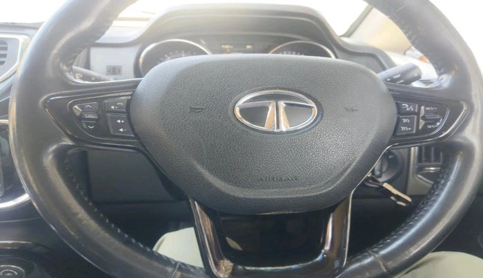 2019 Tata Hexa XTA 4X2 6 STR, Diesel, Automatic, 97,958 km, interior