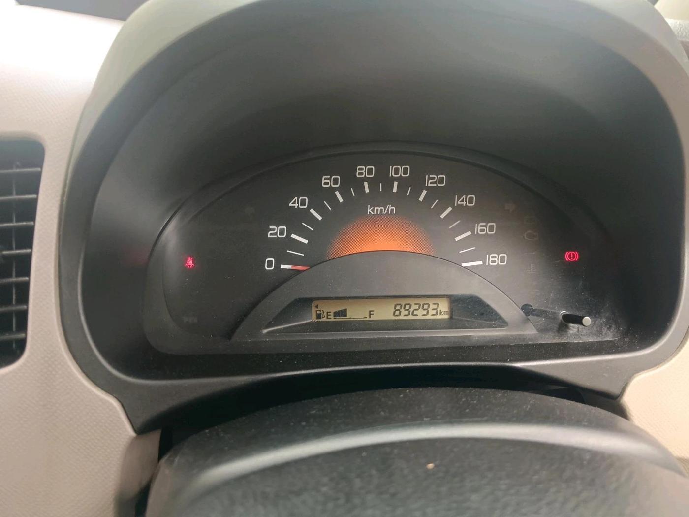 2013 Maruti Wagon R 1.0 LXI, CNG, Manual, 89,293 km, interior