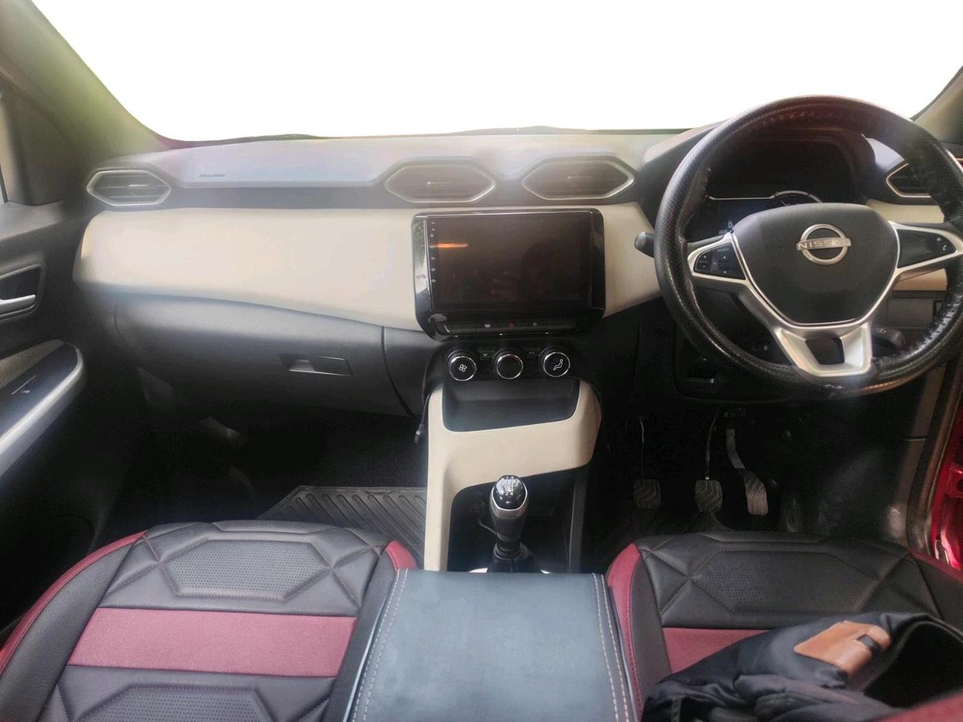 2023 Nissan MAGNITE XL, Petrol, Manual, 17,197 km, interior