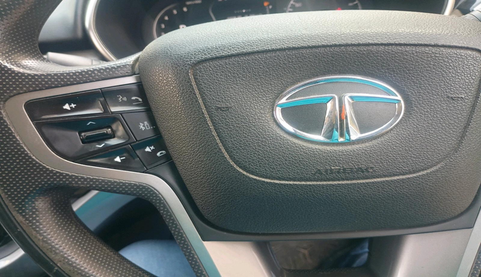 2020 Tata Harrier XZA PLUS 2.0L, Diesel, Automatic, 1,21,930 km, interior