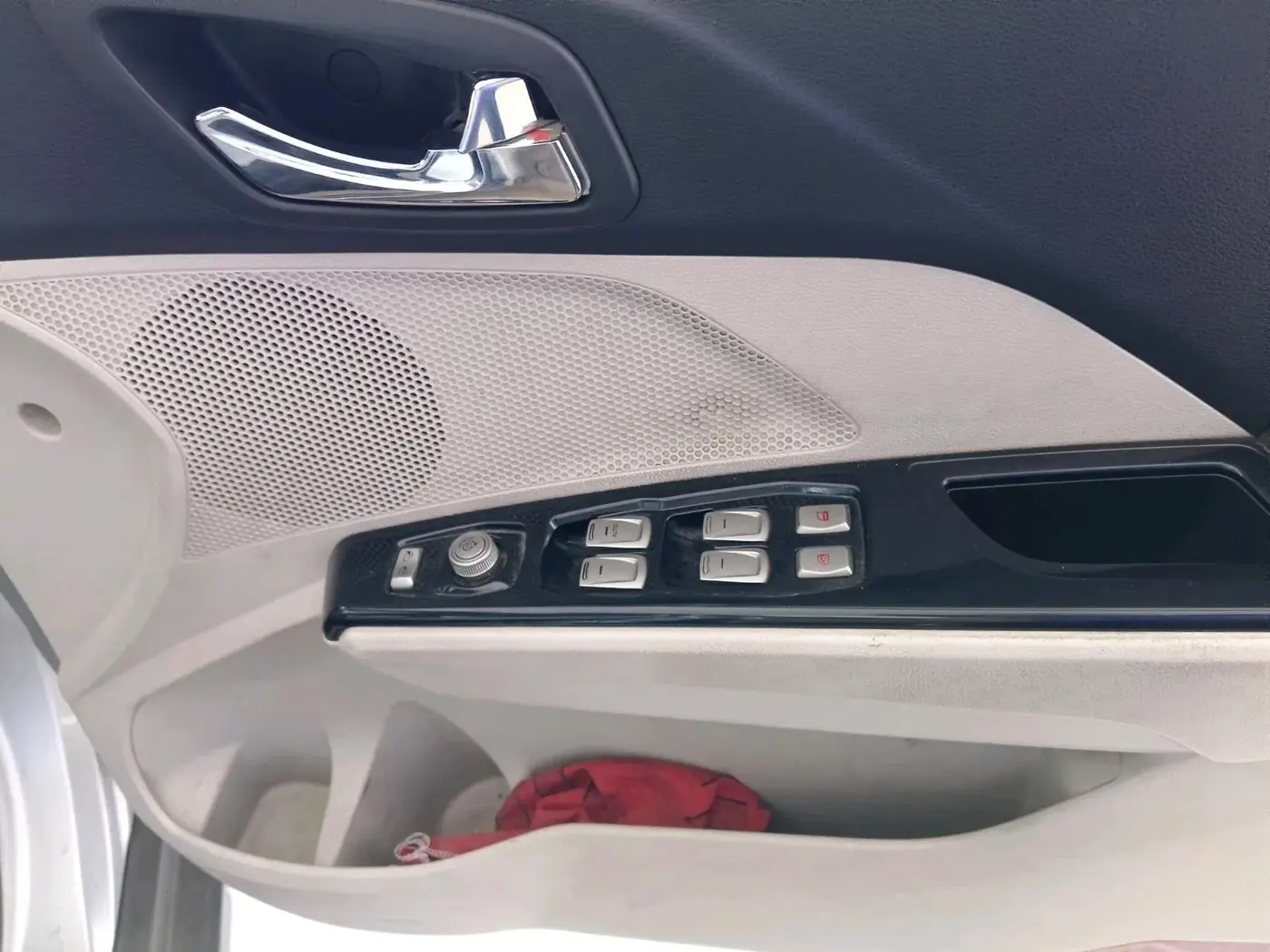2022 Mahindra XUV300 W8 1.5 DIESEL, Diesel, Manual, 63,731 km, interior