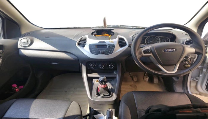 2016 Ford Figo Aspire TITANIUM 1.2 PETROL, Petrol, Manual, 74,114 km, interior