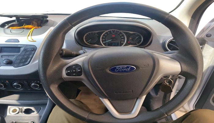 2016 Ford Figo Aspire TITANIUM 1.2 PETROL, Petrol, Manual, 74,114 km, interior