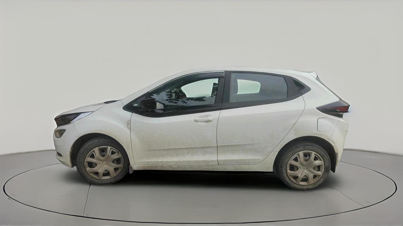 2024 Tata ALTROZ XM PLUS SUNROOF CNG, CNG, Manual, 30,664 km, exterior