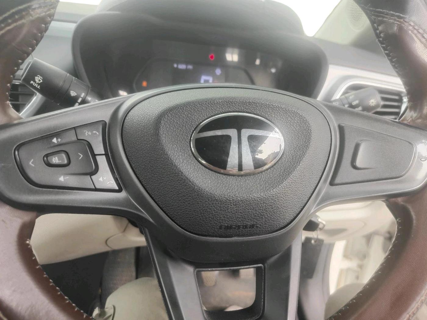 2024 Tata ALTROZ XM PLUS SUNROOF CNG, CNG, Manual, 30,664 km, interior