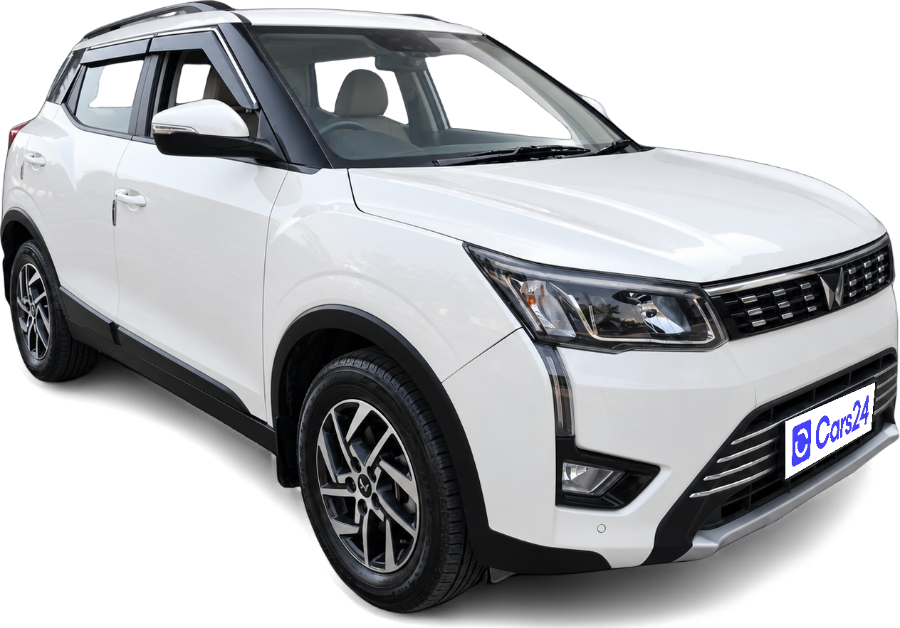 2023 Mahindra XUV300 - SUV - Diesel - Manual - ₹11.41 lakh