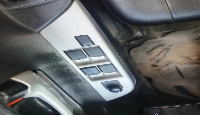 2015 Maruti Wagon R 1.0 VXI, Petrol, Manual, 49,667 km, interior