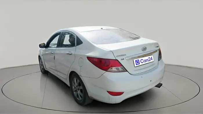2012 Hyundai Verna FLUIDIC 1.6 CRDI EX, Diesel, Manual, 1,12,419 km, exterior