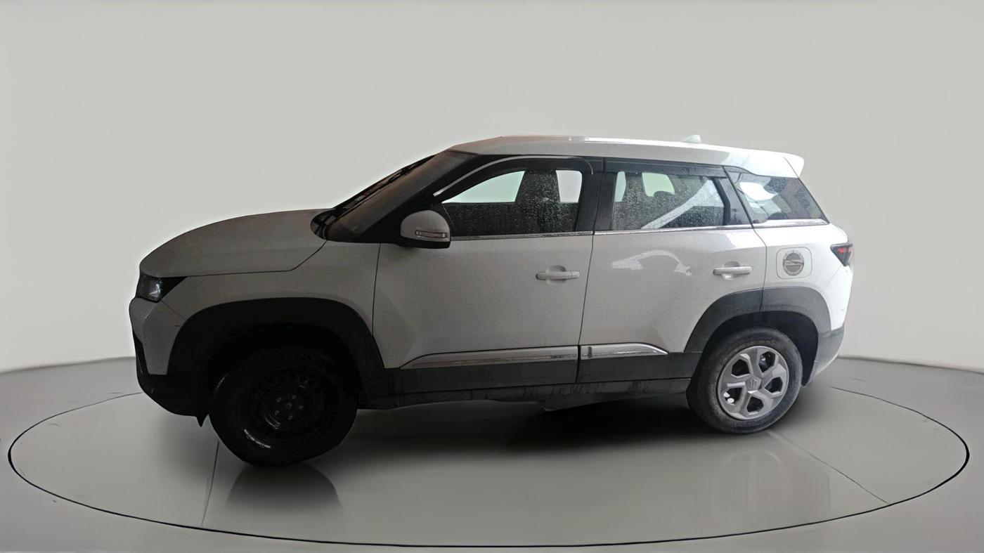 2022 Maruti BREZZA VXI SMART HYBRID, Petrol, Manual, 28,692 km, exterior
