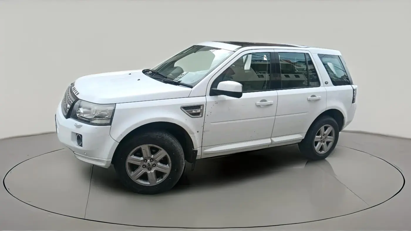 2013 Landrover Freelander 2 TD4 SE, Diesel, Automatic, 1,36,641 km, exterior