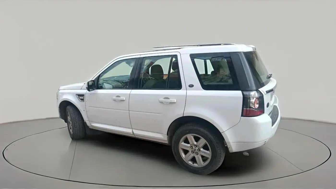 2013 Landrover Freelander 2 TD4 SE, Diesel, Automatic, 1,36,641 km, exterior