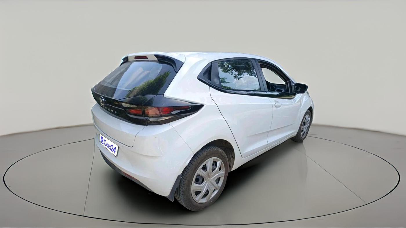 2023 Tata ALTROZ XM PLUS PETROL, Petrol, Manual, 68,935 km, exterior