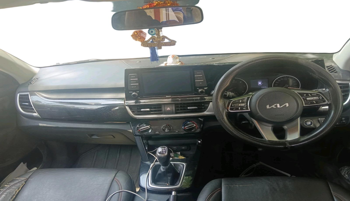 2022 KIA SELTOS HTK PLUS 1.5 DIESEL, Diesel, Manual, 1,15,298 km, interior