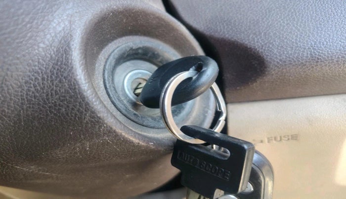 2011 Hyundai i20 MAGNA 1.2, CNG, Manual, 7,90,000 km, interior