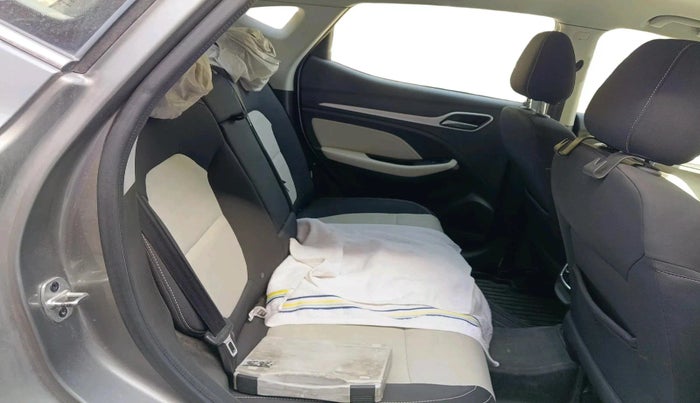 2023 MG ASTOR STYLE 1.5 MT, Petrol, Manual, 30,232 km, interior