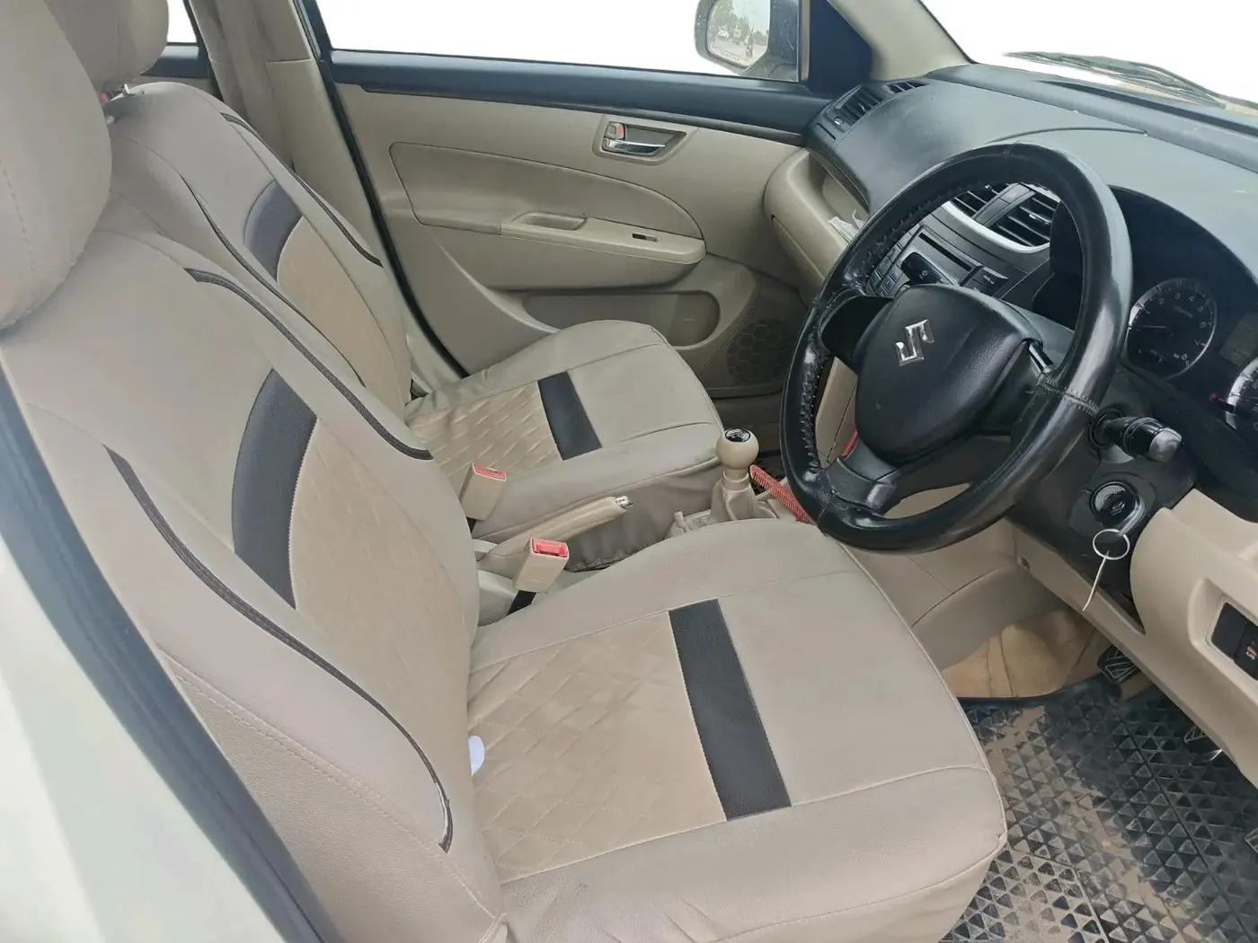 2014 Maruti Swift Dzire VXI, Petrol, Manual, 1,69,435 km, interior