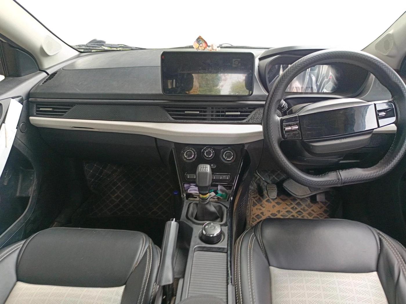 2026 Tata NEXON Pure Plus (S) 1.2 Petrol 6MT, Petrol, Manual, 7,456 km, interior