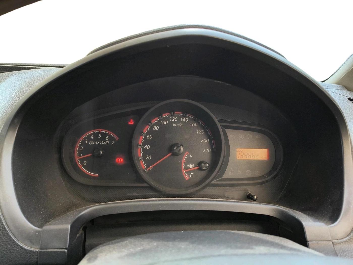 2011 Ford Figo EXI 1.2 PETROL, Petrol, Manual, 1,39,662 km, interior