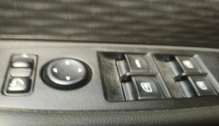 2025 Renault Kiger RXZ MT, Petrol, Manual, 7,237 km, interior