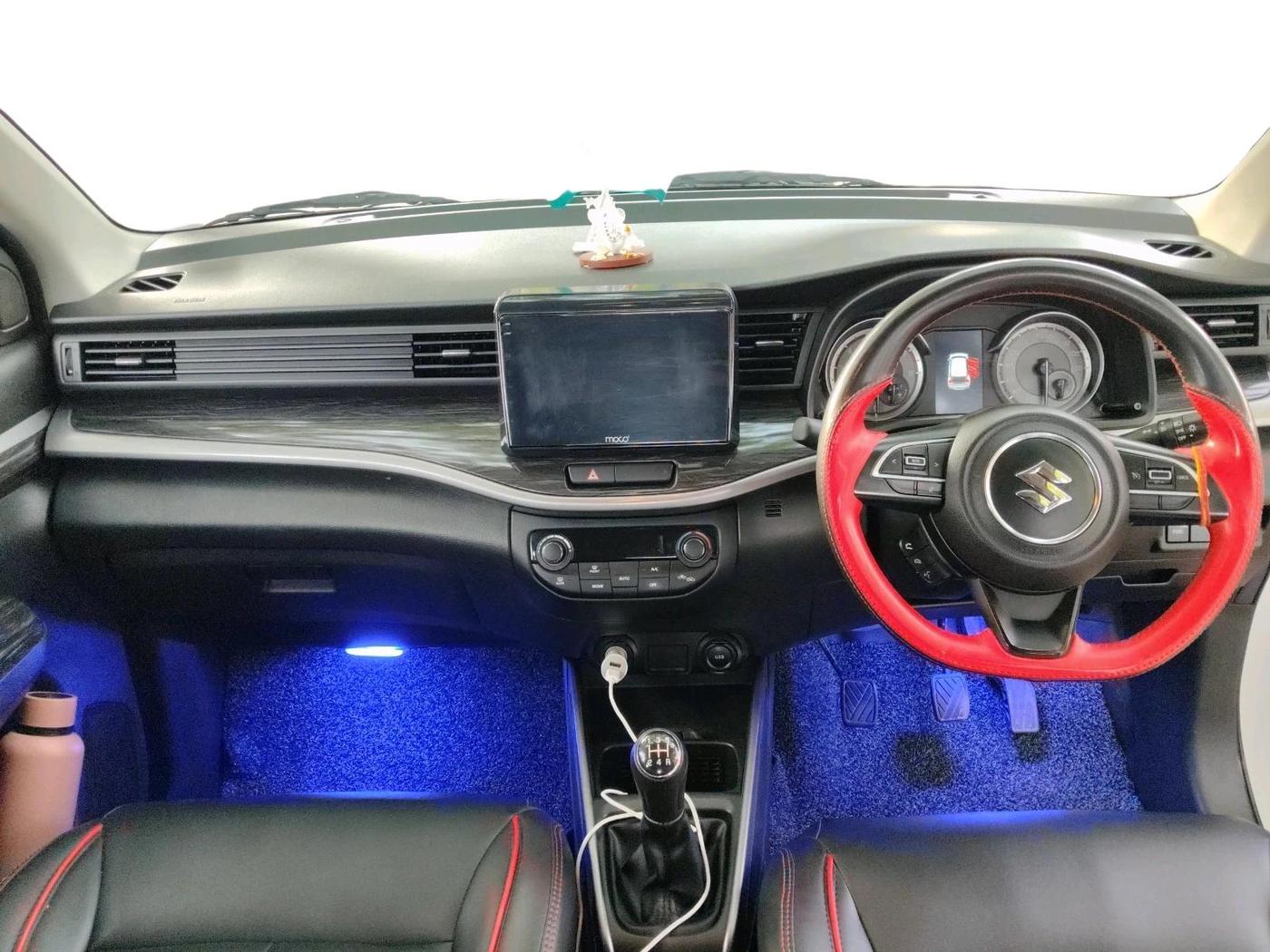 2024 Maruti XL6 ZETA CNG, CNG, Manual, 27,699 km, interior