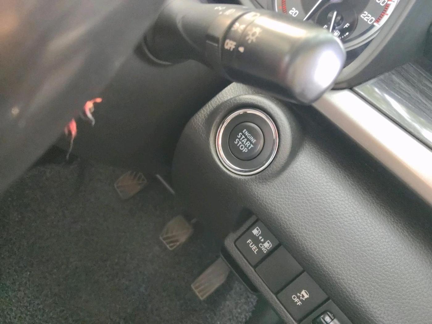 2024 Maruti XL6 ZETA CNG, CNG, Manual, 27,699 km, interior
