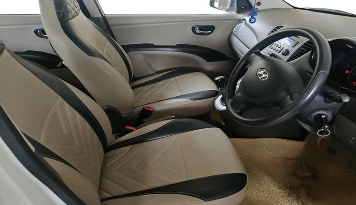 2015 Hyundai i10 SPORTZ 1.1, Petrol, Manual, 47,948 km, interior