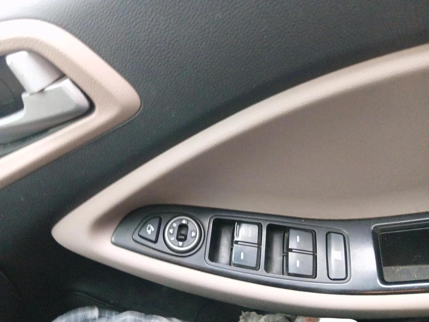 2019 Hyundai Elite i20 SPORTZ PLUS 1.2, Petrol, Manual, 1,51,747 km, interior