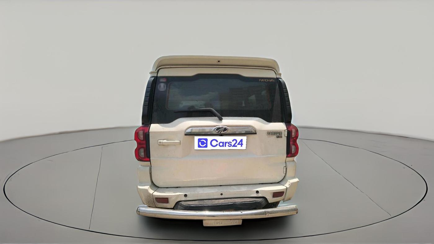 2017 Mahindra Scorpio S6 PLUS 1.99 INTELLI-HYBRID, Diesel, Manual, 96,524 km, exterior