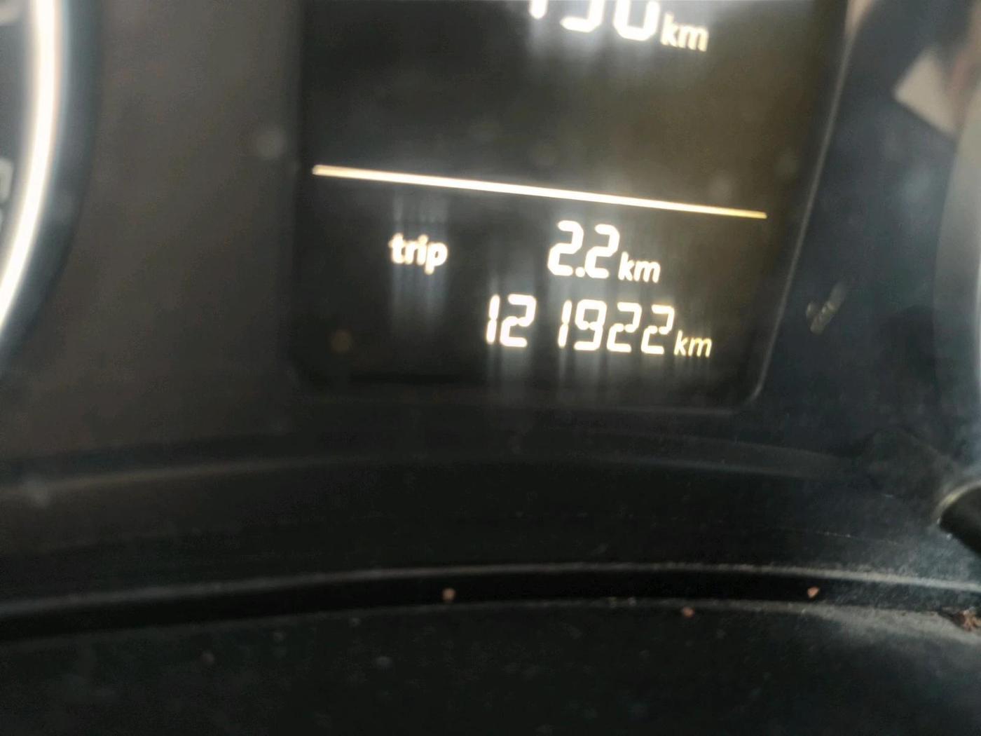 2012 Skoda Laura AMBIENTE 2.0 TDI CR MT, Diesel, Manual, 1,21,923 km, interior