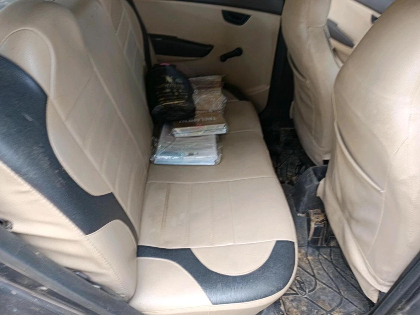 2016 Hyundai Eon MAGNA +, Petrol, Manual, 1,08,932 km, interior