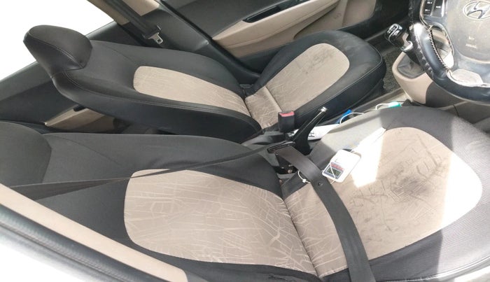 2017 Hyundai Grand i10 SPORTZ U2 1.2 CRDI, Diesel, Manual, 1,25,461 km, interior