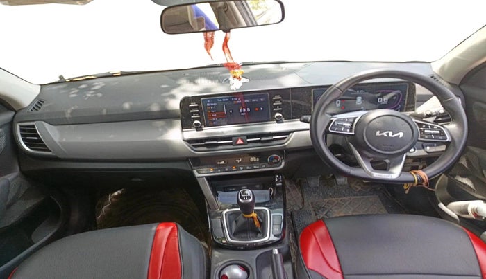 2024 KIA SELTOS  HTK PLUS 1.5 PETROL MT, Petrol, Manual, 29,356 km, interior