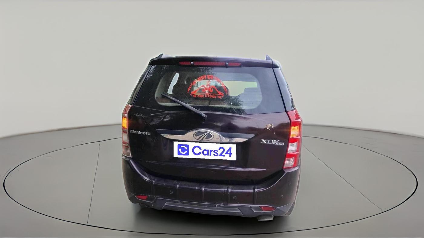 2016 Mahindra XUV500 W10, Diesel, Manual, 1,21,036 km, exterior
