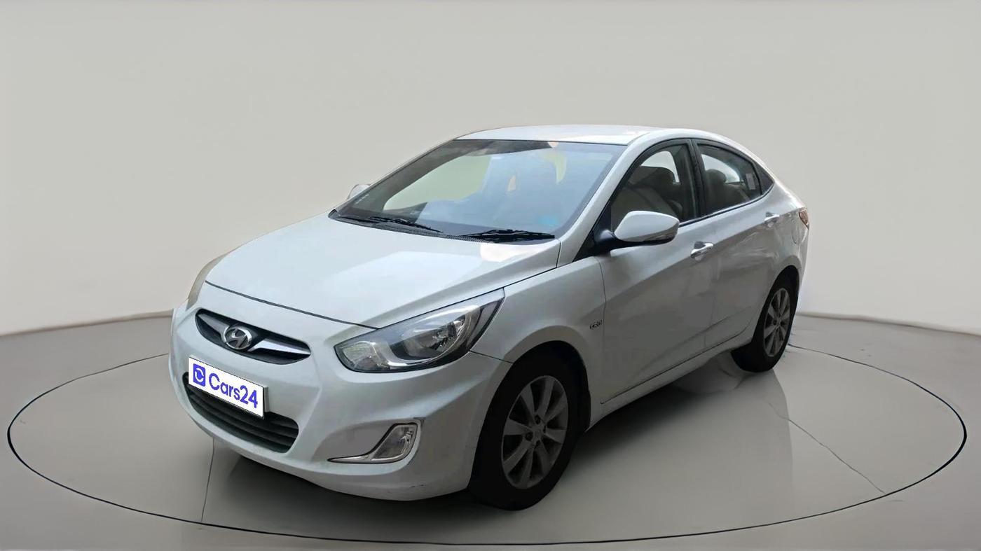 2012 Hyundai Verna FLUIDIC 1.6 CRDI SX OPT, Diesel, Manual, 36,408 km, exterior