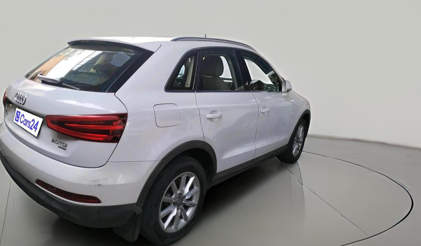 2012 Audi Q3 2.0 TDI QUATTRO, Diesel, Automatic, 77,800 km, exterior