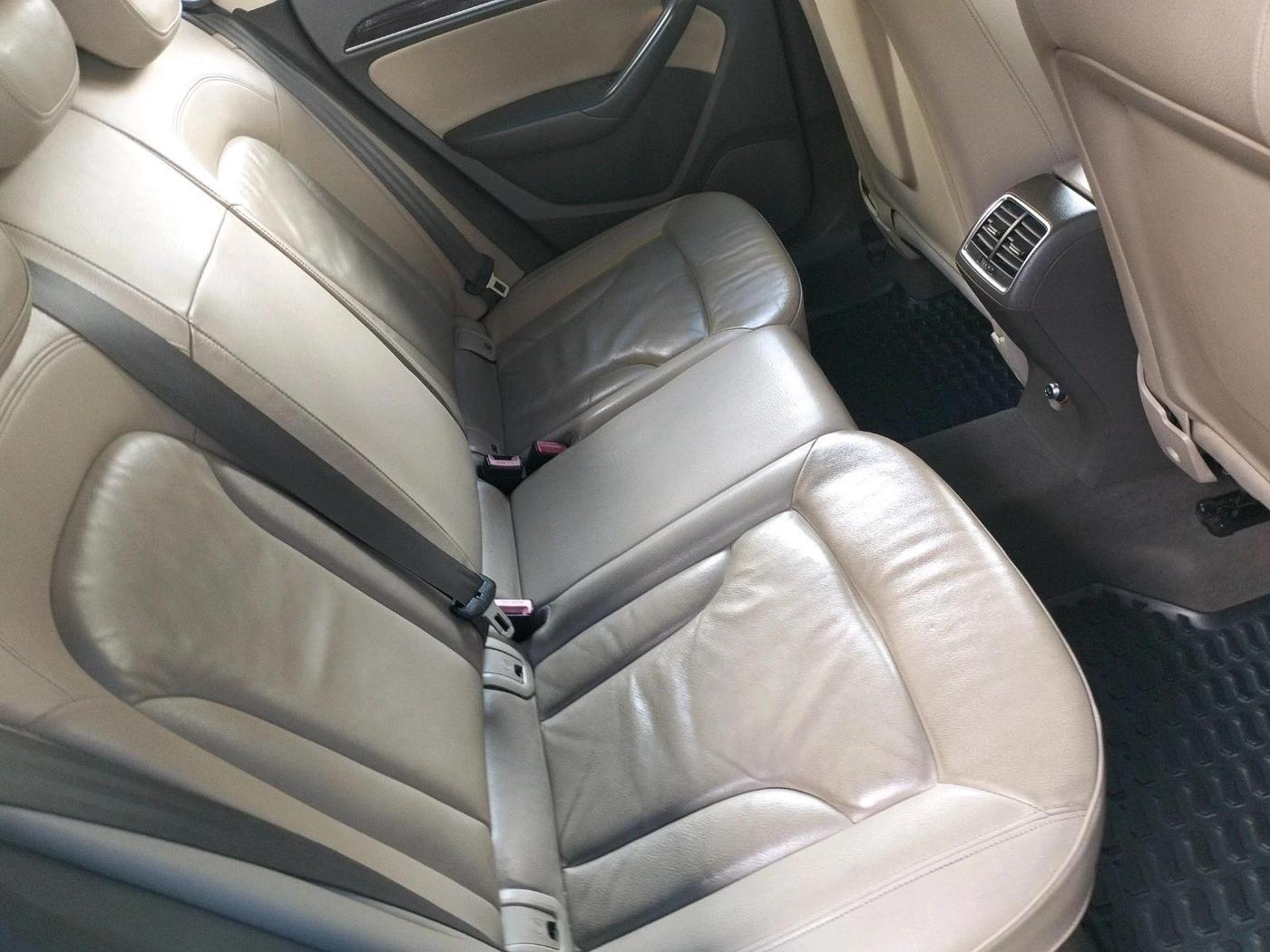 2012 Audi Q3 2.0 TDI QUATTRO, Diesel, Automatic, 77,800 km, interior