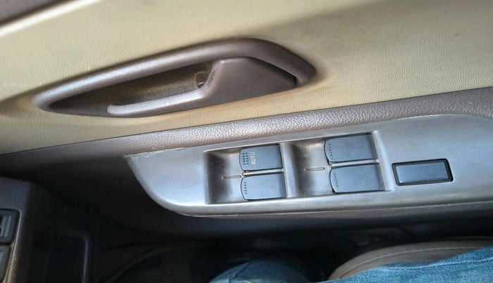 2012 Maruti Zen Estilo VXI, Petrol, Manual, 1,18,385 km, interior