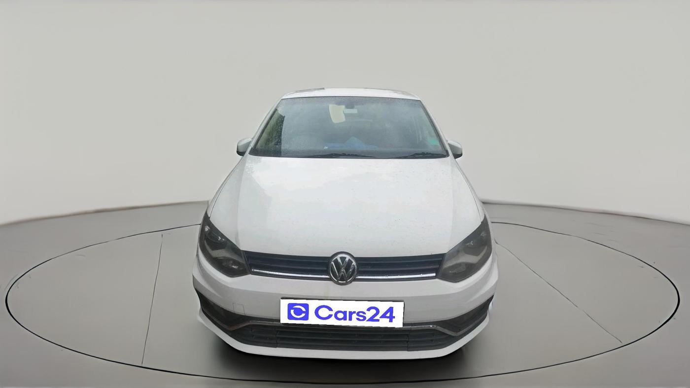 2017 Volkswagen Ameo HIGHLINE1.2L PLUS 16 ALLOY, Petrol, Manual, 1,13,284 km, exterior