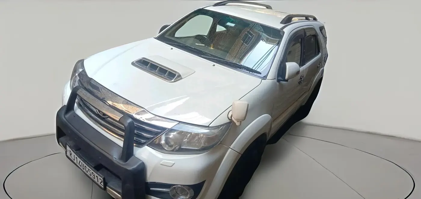 2013 Toyota Fortuner 3.0 4X2 MT, Diesel, Manual, 1,58,956 km, exterior