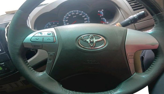 2013 Toyota Fortuner 3.0 4X2 MT, Diesel, Manual, 1,58,956 km, interior