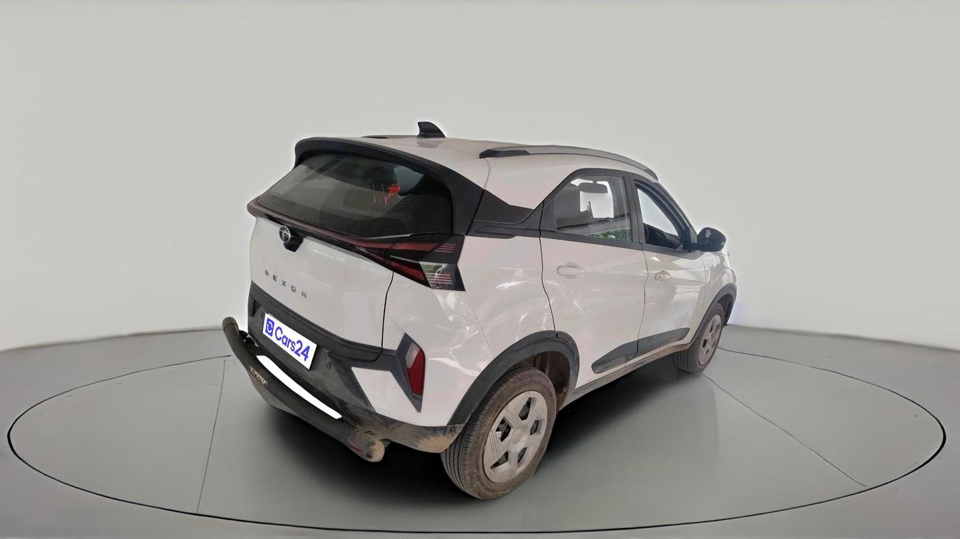 2025 Tata NEXON  Pure Plus 1.2 Petrol AMT, Petrol, Automatic, 12,038 km, exterior