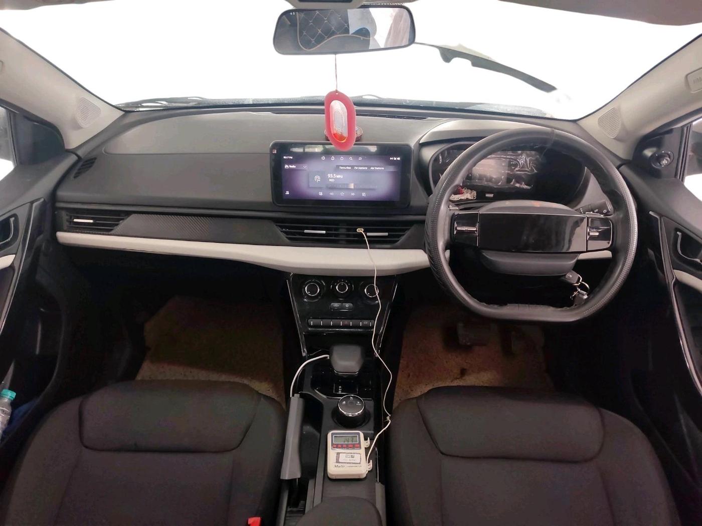 2025 Tata NEXON  Pure Plus 1.2 Petrol AMT, Petrol, Automatic, 12,038 km, interior