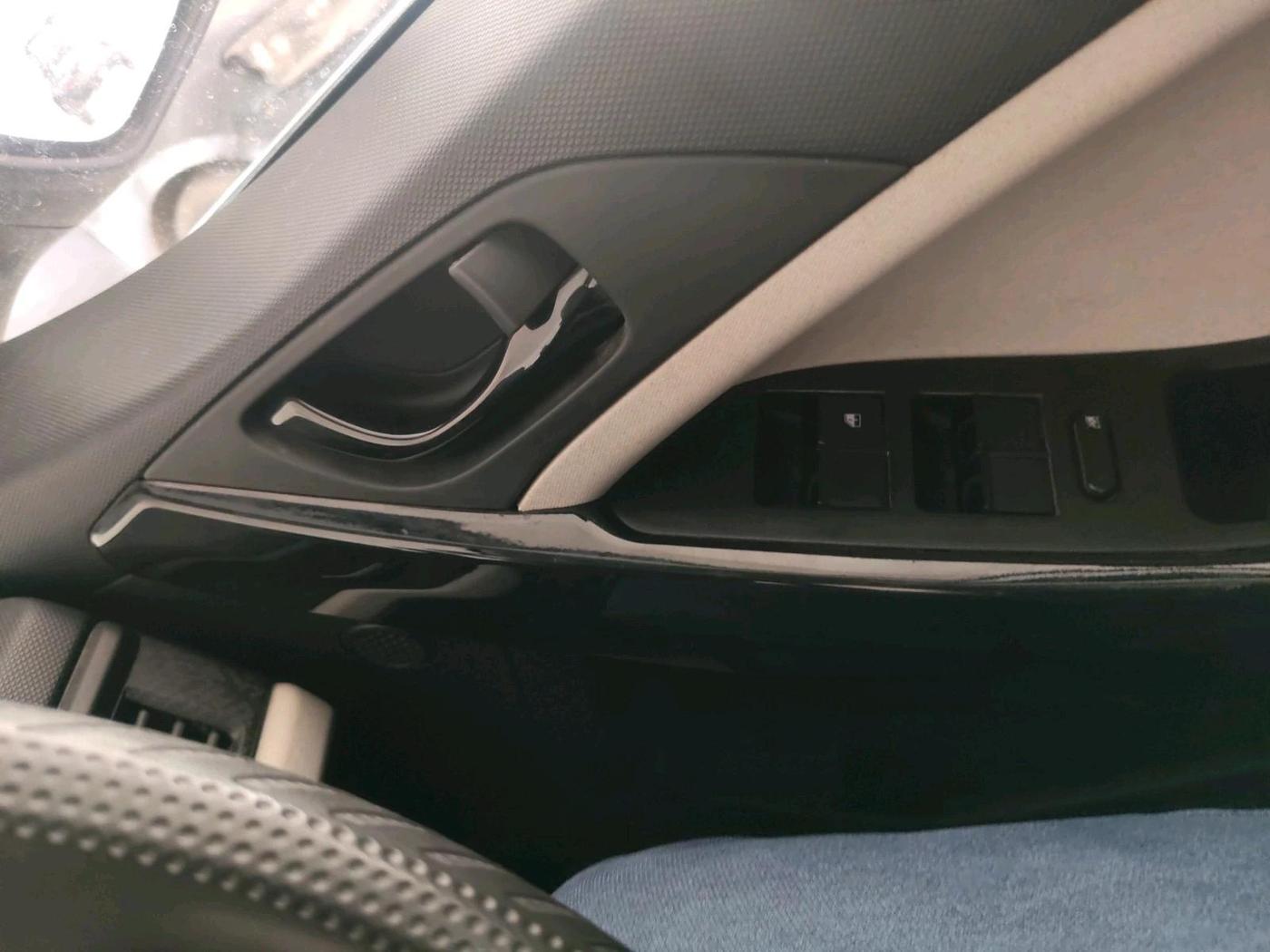 2025 Tata NEXON  Pure Plus 1.2 Petrol AMT, Petrol, Automatic, 12,038 km, interior