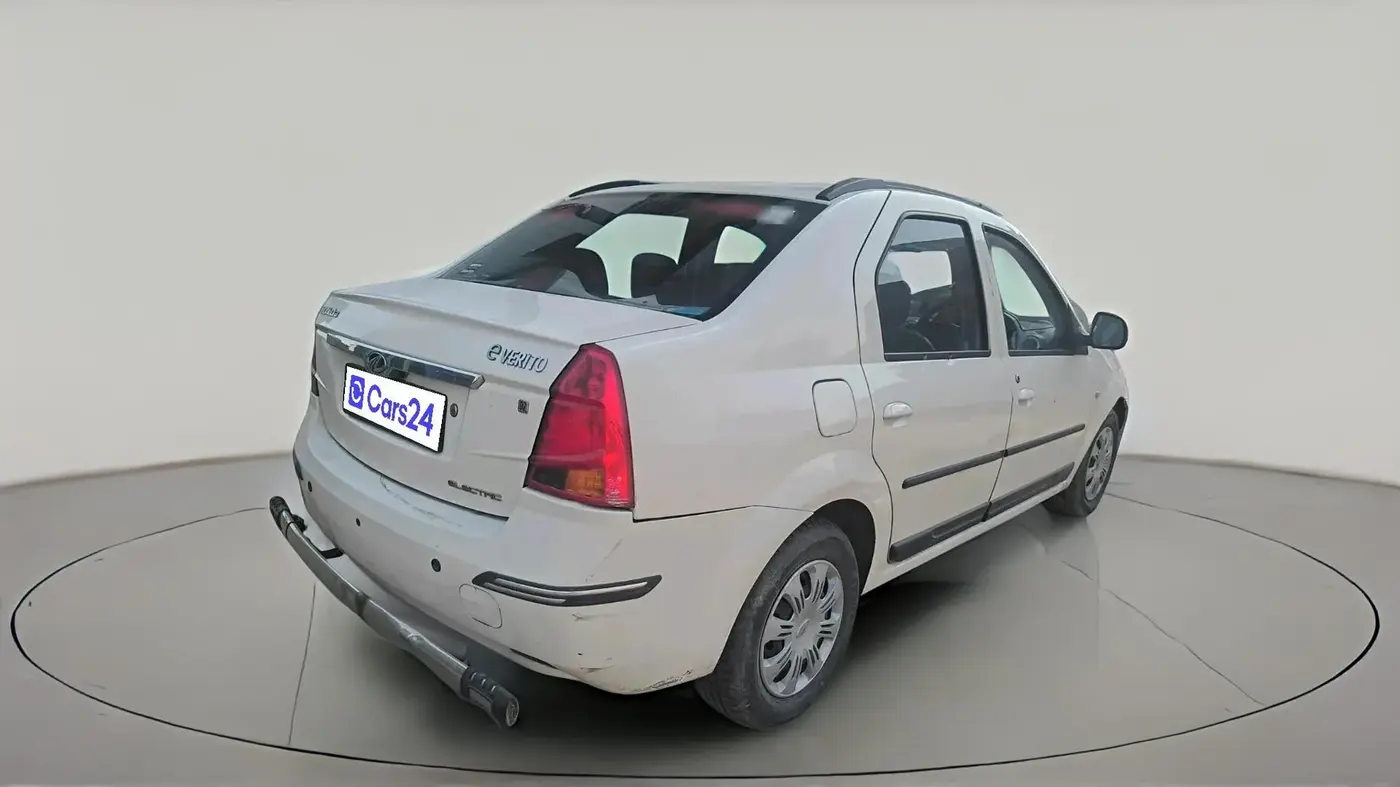 2020 Mahindra E VERITO D2, Electric, Automatic, 39,063 km, exterior