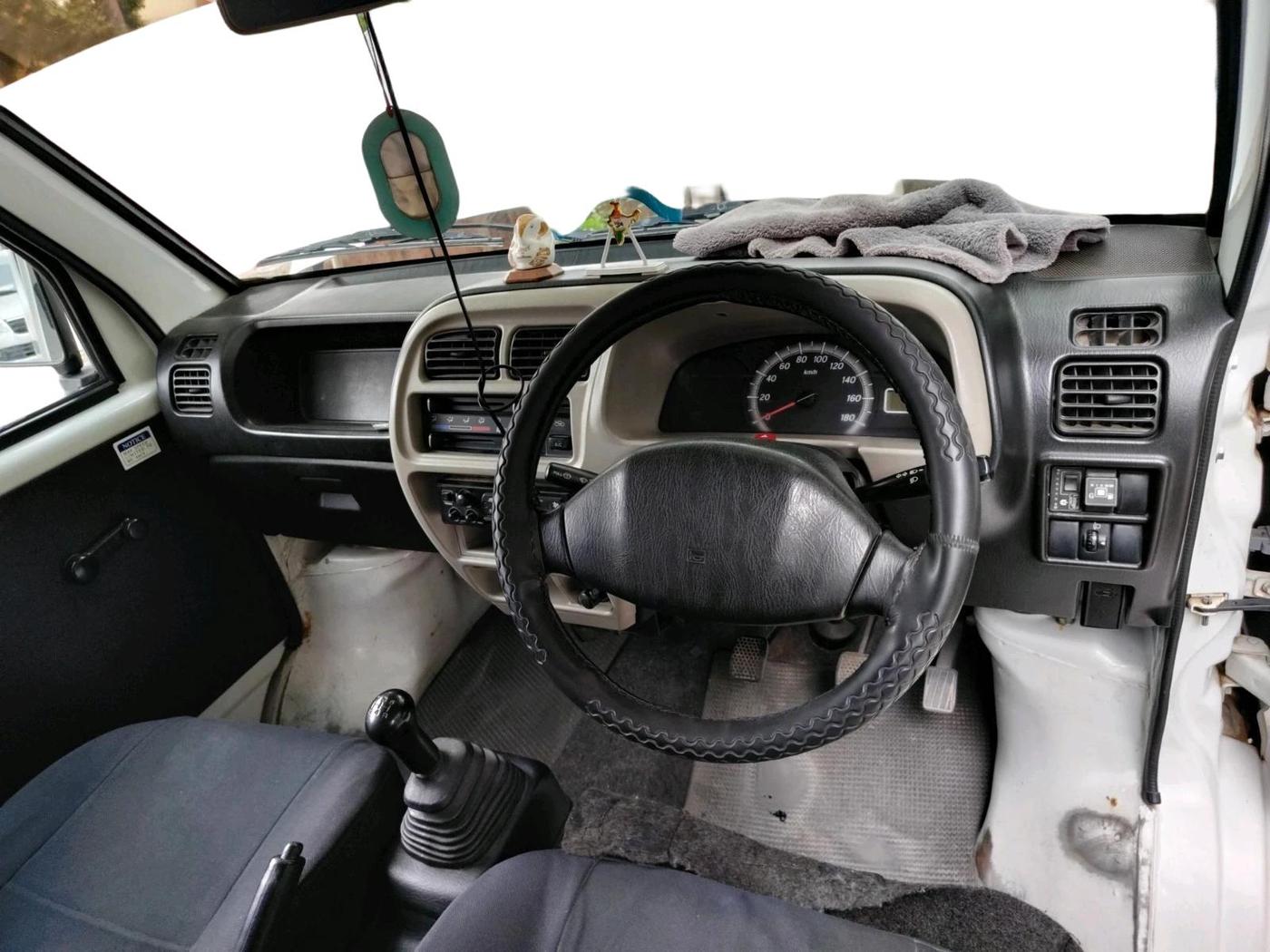 2018 Maruti Eeco 5 STR WITH A/C+HTR, Petrol, Manual, 1,54,805 km, interior