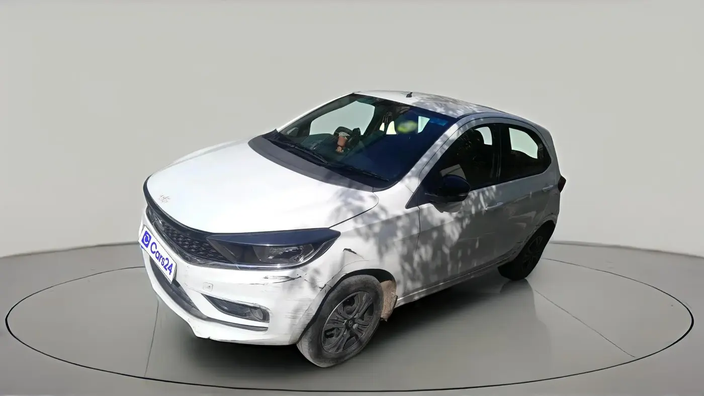2023 Tata Tiago XT PETROL, Petrol, Manual, 14,736 km, exterior