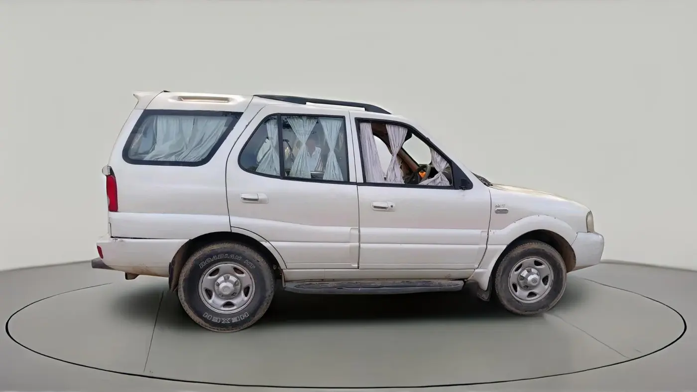 2012 Tata Safari 4X2 EX DICOR 2.2 VTT, Diesel, Manual, 1,19,156 km, exterior