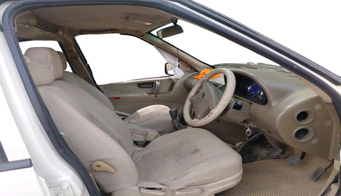 2012 Tata Safari 4X2 EX DICOR 2.2 VTT, Diesel, Manual, 1,19,155 km, interior